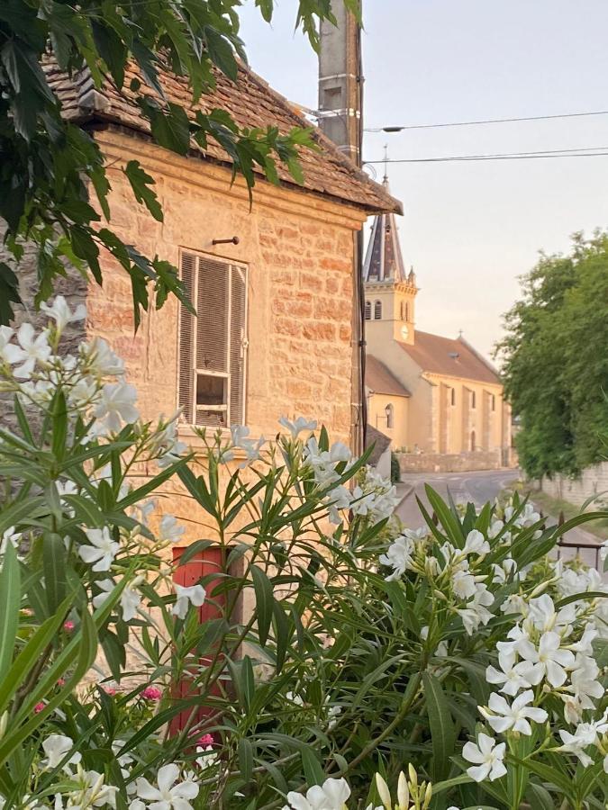 Le Pigeonnier De Saint-Loup Bed And Breakfast Eksteriør bilde